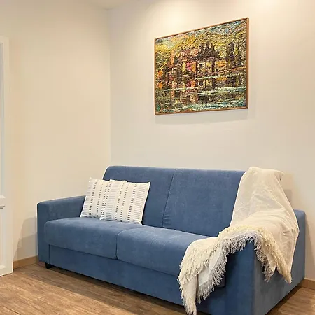 Center View, Apartment